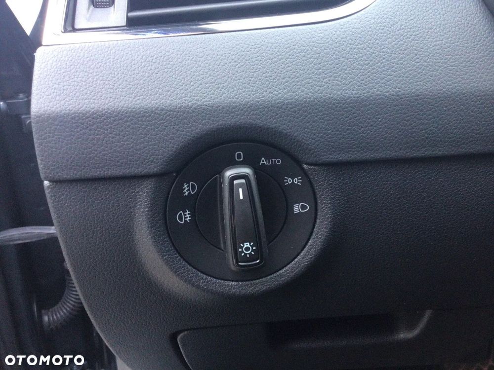 Skoda Octavia 2.0 TSI 4x4 Style DSG - 25