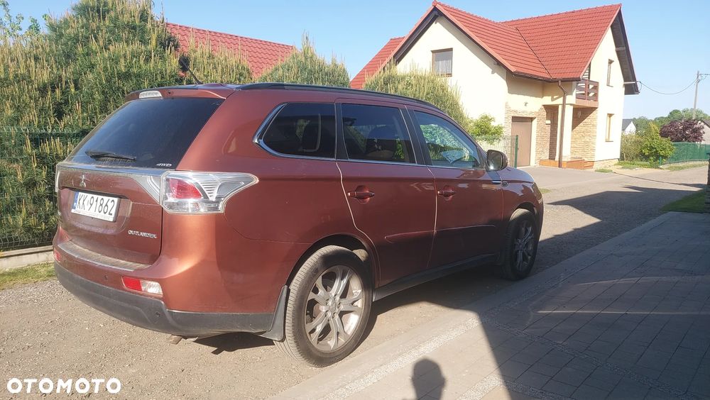 Mitsubishi Outlander 2.2 DID Intense + - 2