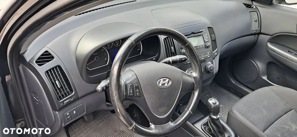 Hyundai i30 1.4 FIFA WM Edition - 13