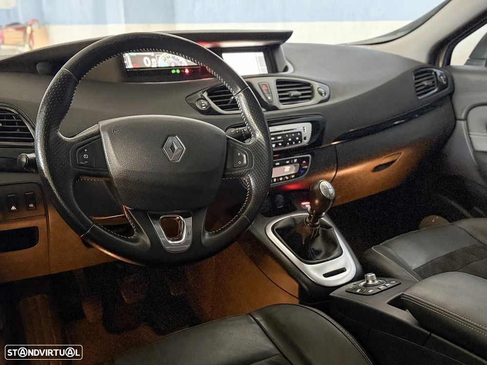 Renault Grand Scénic 1.6 dCi Bose Edition SS - 5