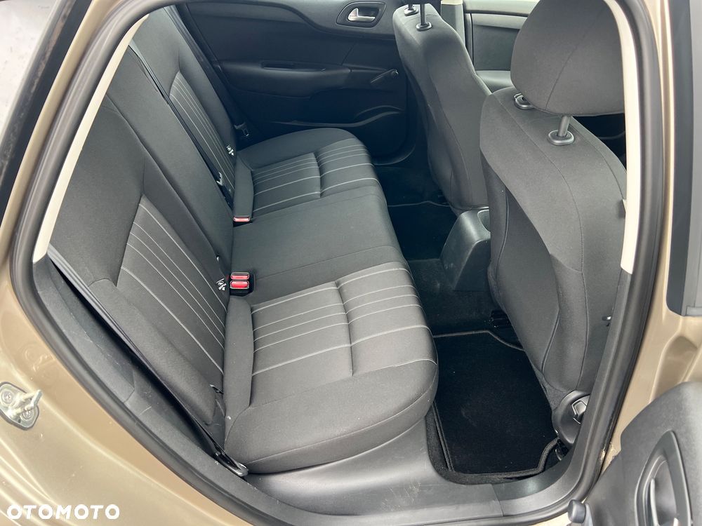 Citroën C4 VTi 95 Attraction - 23