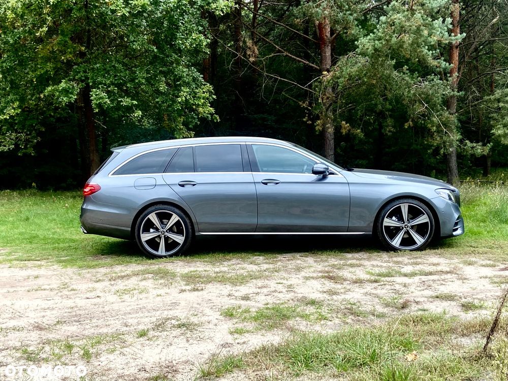 Mercedes-Benz Klasa E 220 d T 9G-TRONIC AMG Line - 12