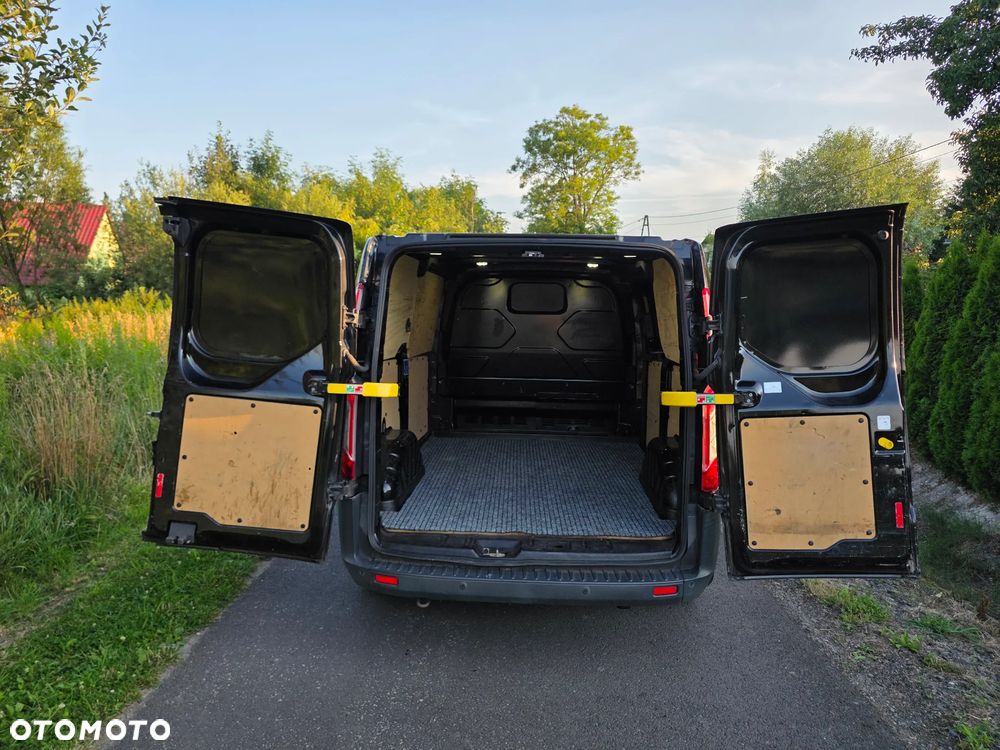 Ford Transit Custom - 23