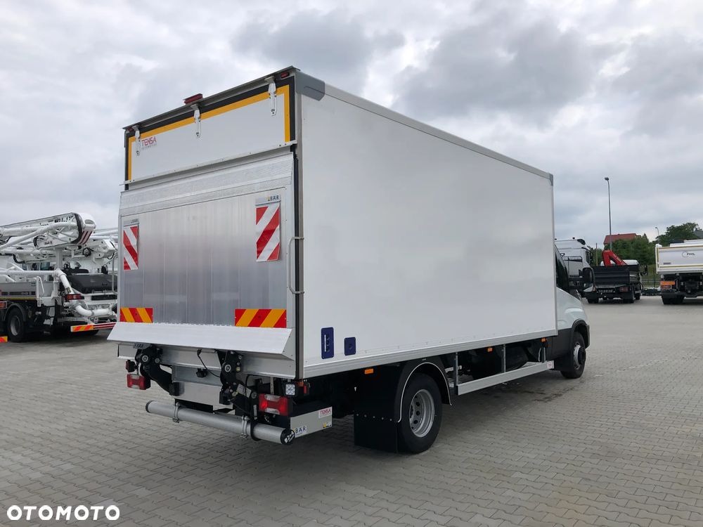 Iveco DAILY 70C18H izoterma winda 750 kg - 5