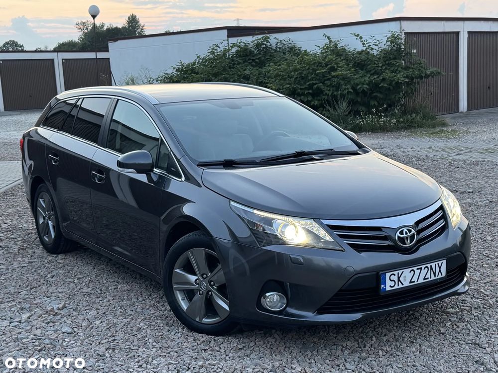 Toyota Avensis - 20