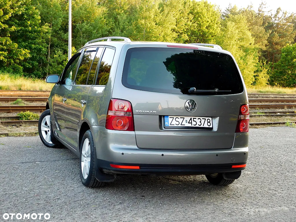 Volkswagen Touran 1.6 Trendline - 15