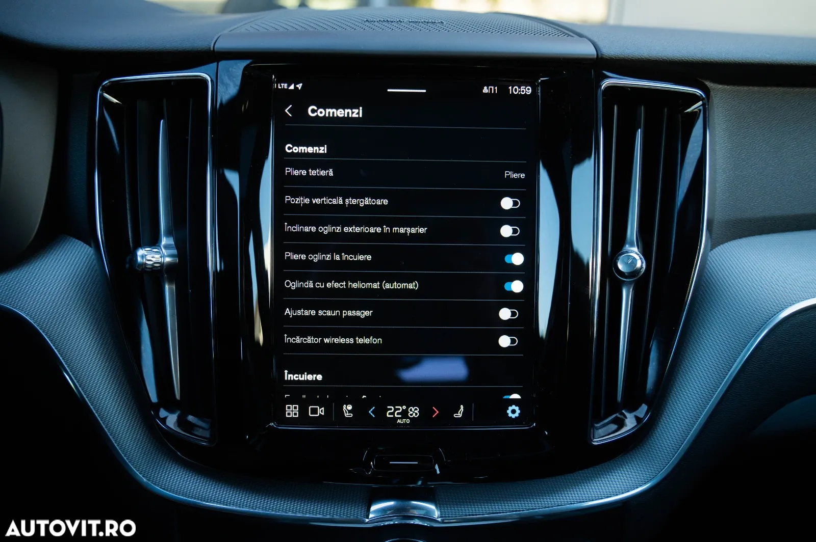 Volvo XC 60 B5 B AWD Plus Black Edition - 37