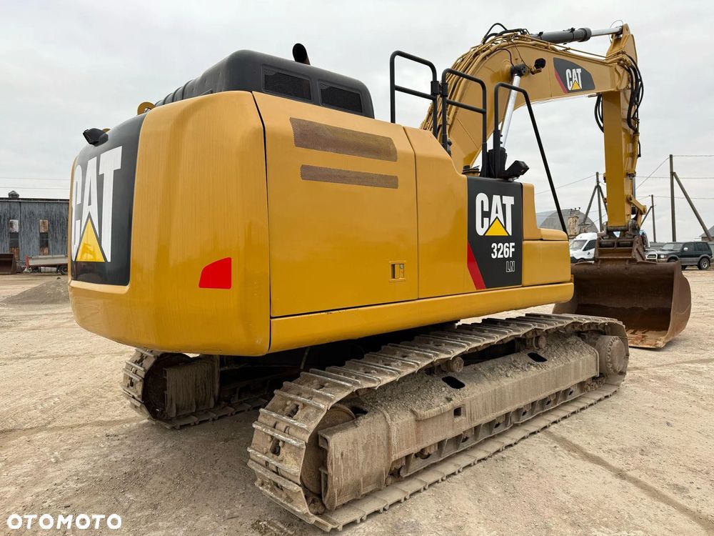 Caterpillar 326 FLN - 4