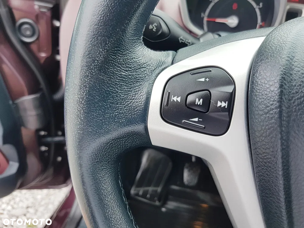 Ford Fiesta 1.25 Ambiente - 22