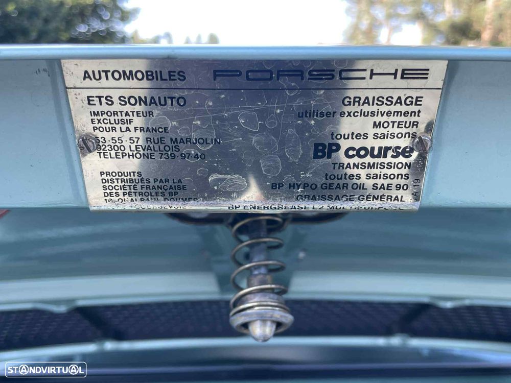 Porsche 911 Série G - 32