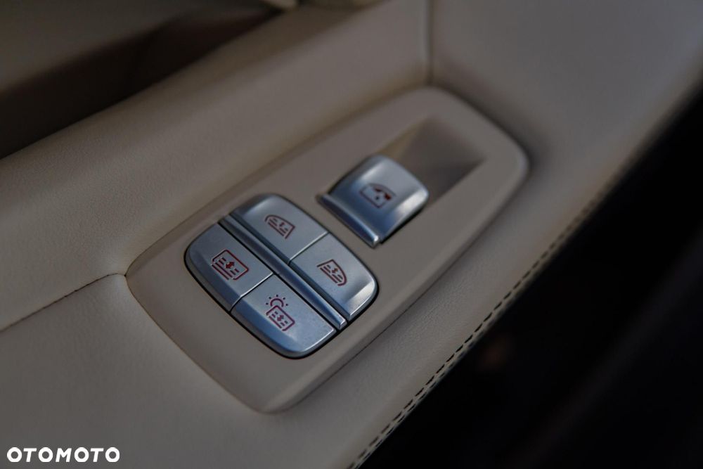 BMW Seria 7 M760Li xDrive - 36