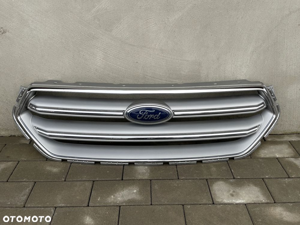 ATRAPA, GRIL FORD KUGA MK2 LIFT  2016-- - 1