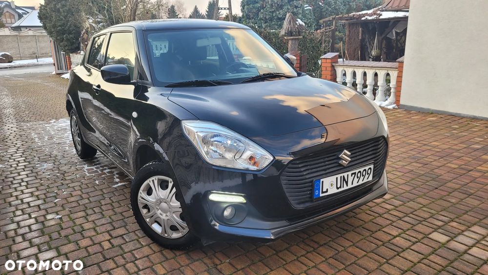 Suzuki Swift 1.2 Dualjet Allgrip Comfort - 1