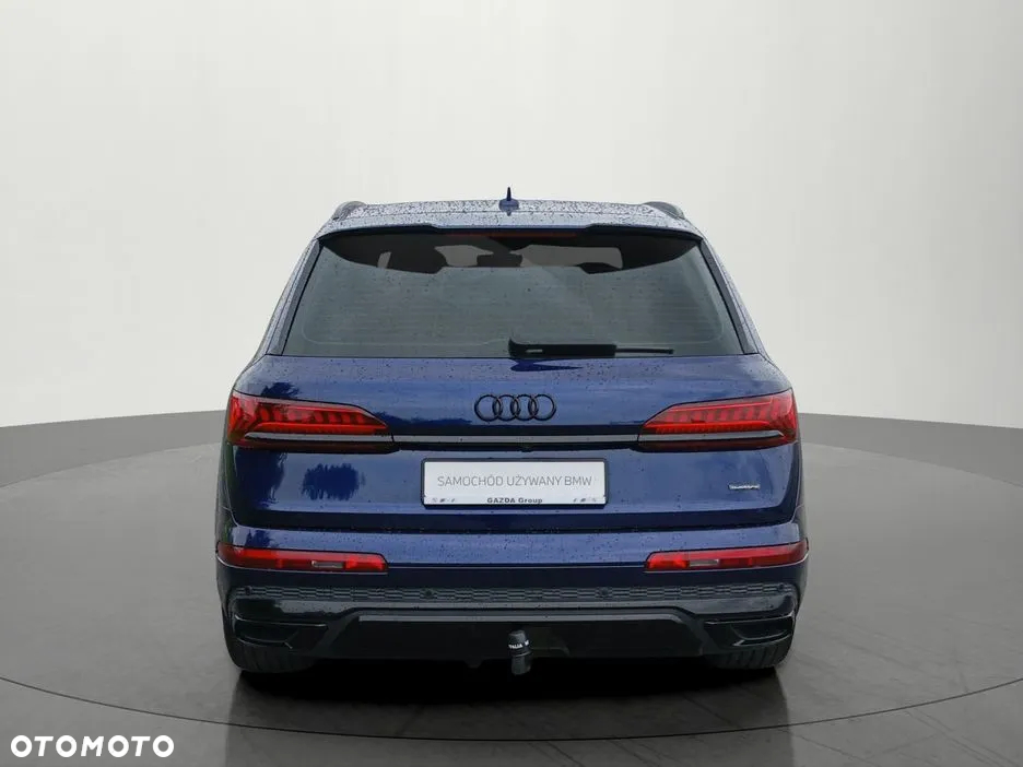 Audi Q7 - 4