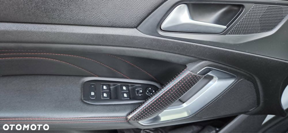 Peugeot 308 BlueHDi 130 EAT8 Stop & Start GT - 16