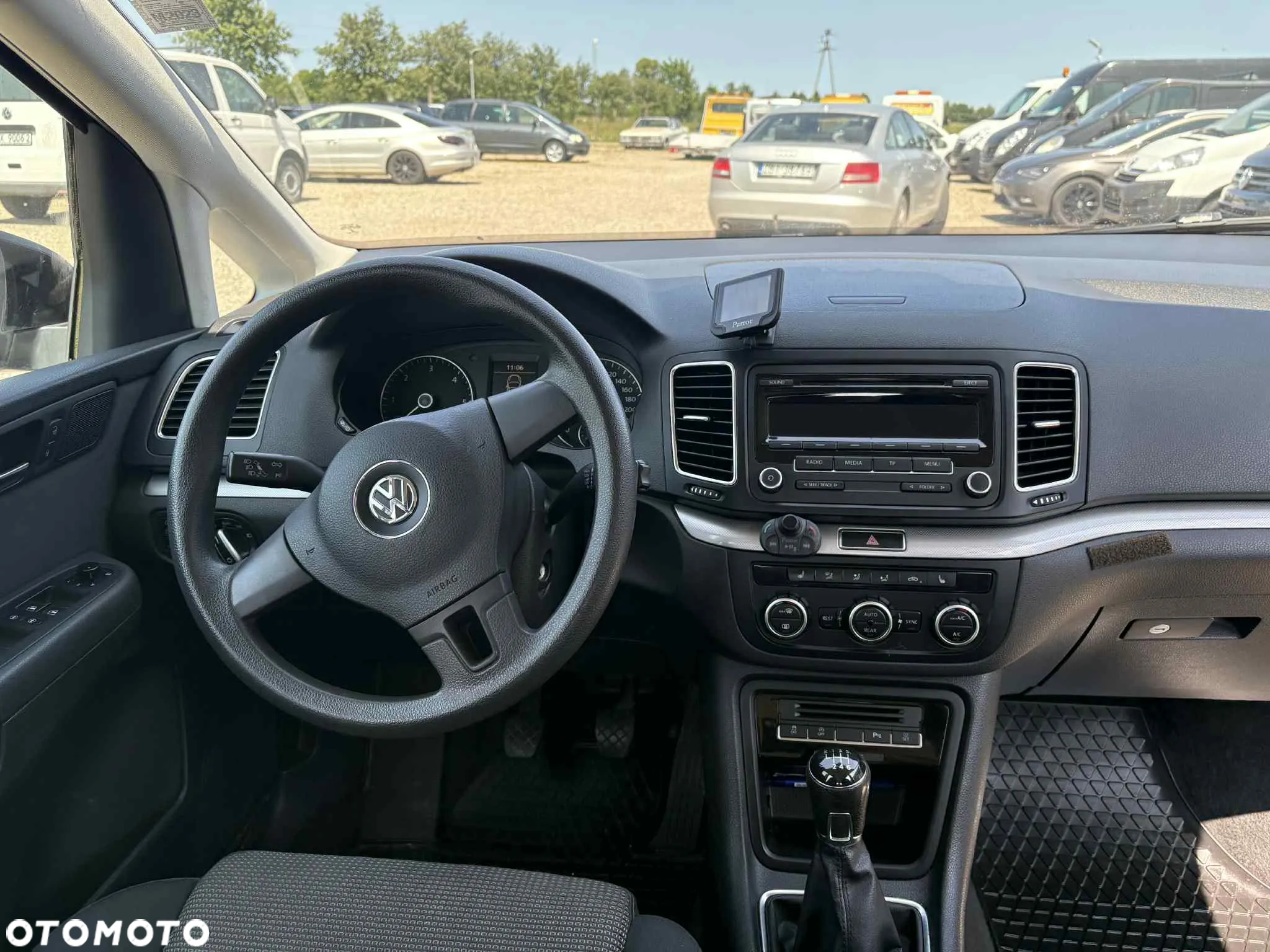 Volkswagen Sharan 2.0 TDI BlueMotion Technology Trendline - 6