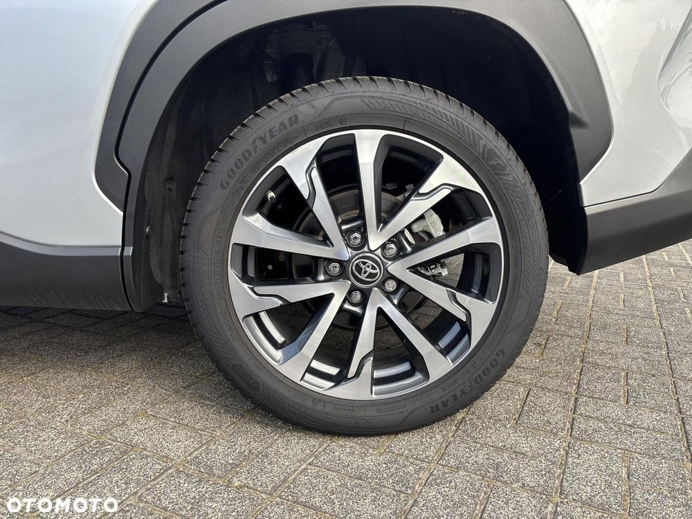 Toyota Corolla Cross - 25