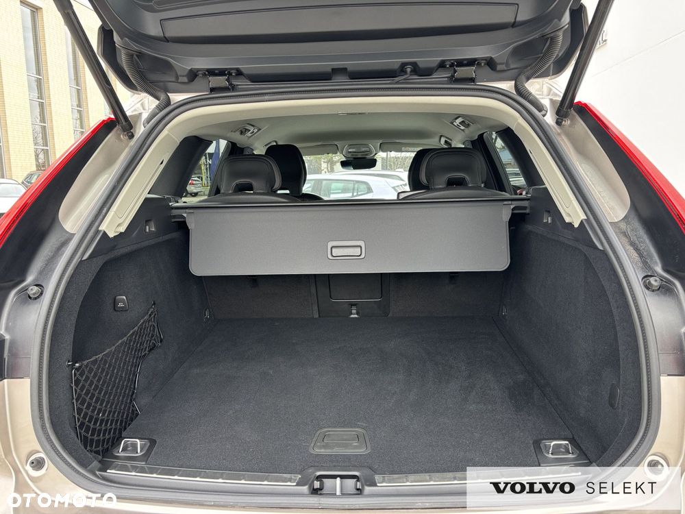 Volvo XC 60 - 24