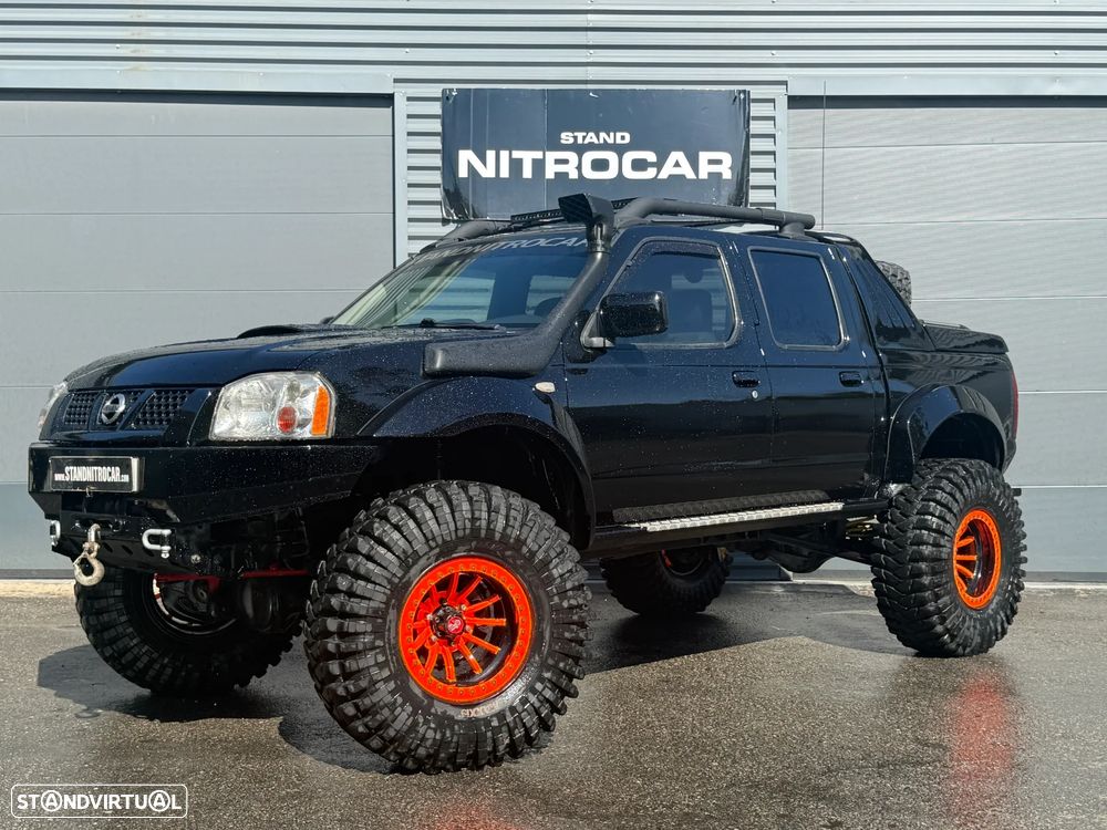 Nissan Pick Up - 2