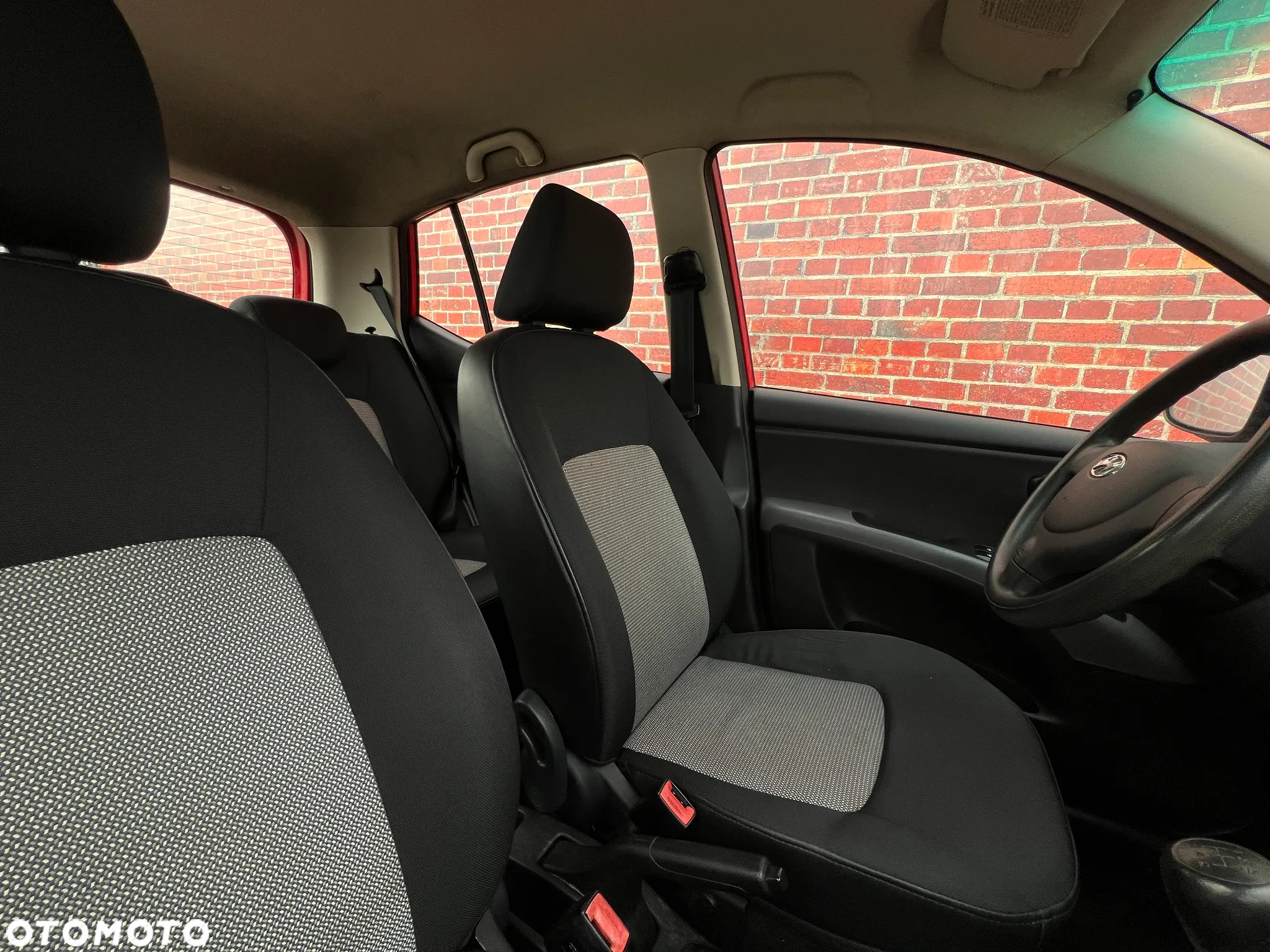 Hyundai i10 - 15
