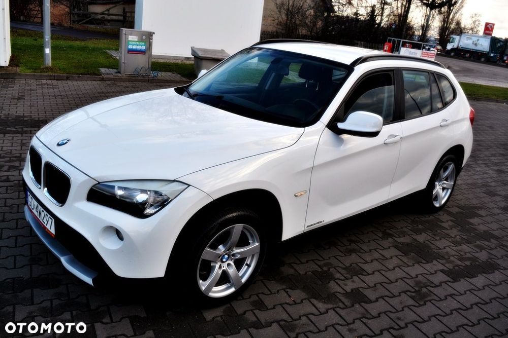 BMW X1 sDrive18d xLine - 14