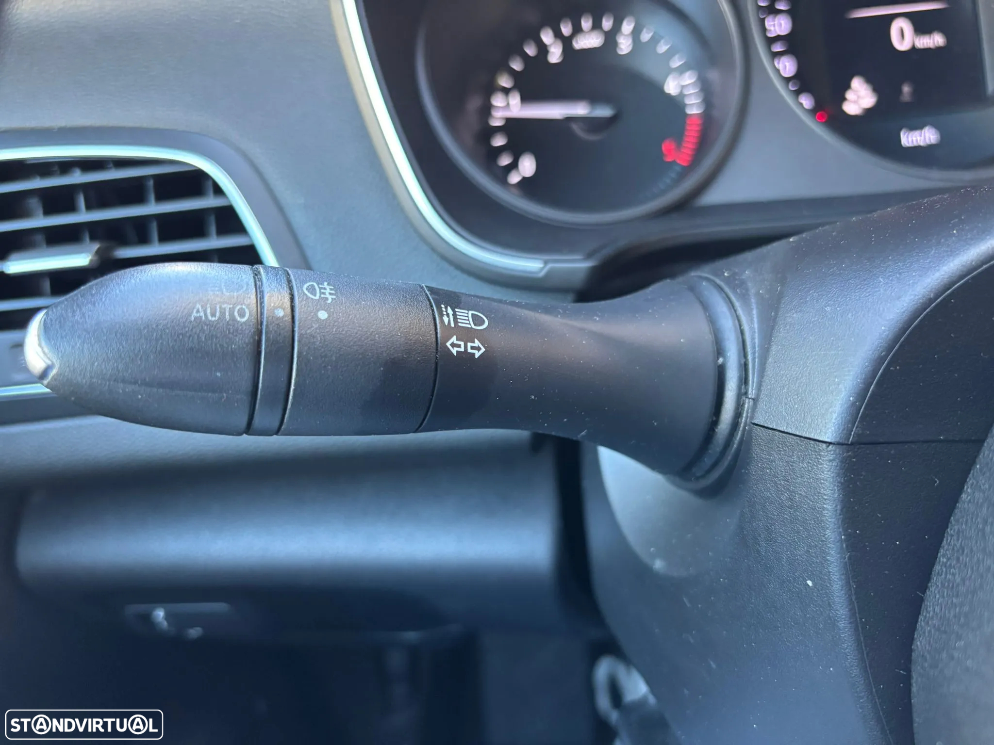 Renault Mégane Sport Tourer 1.5 Blue dCi Limited J17 - 25
