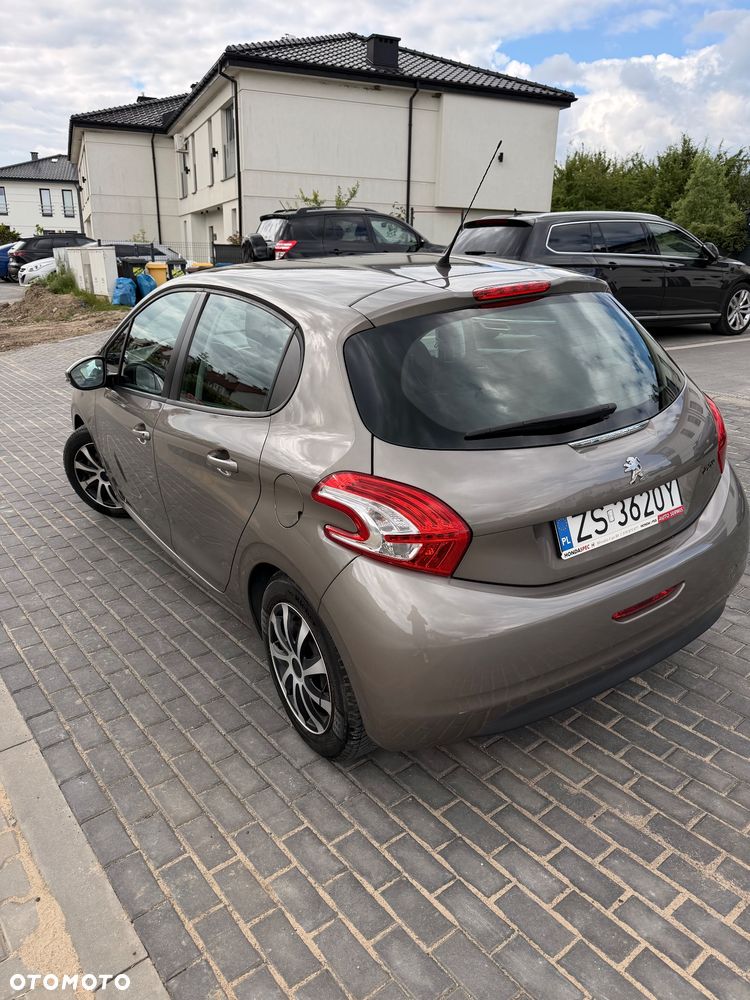 Peugeot 208 1.4 VTi Active - 5