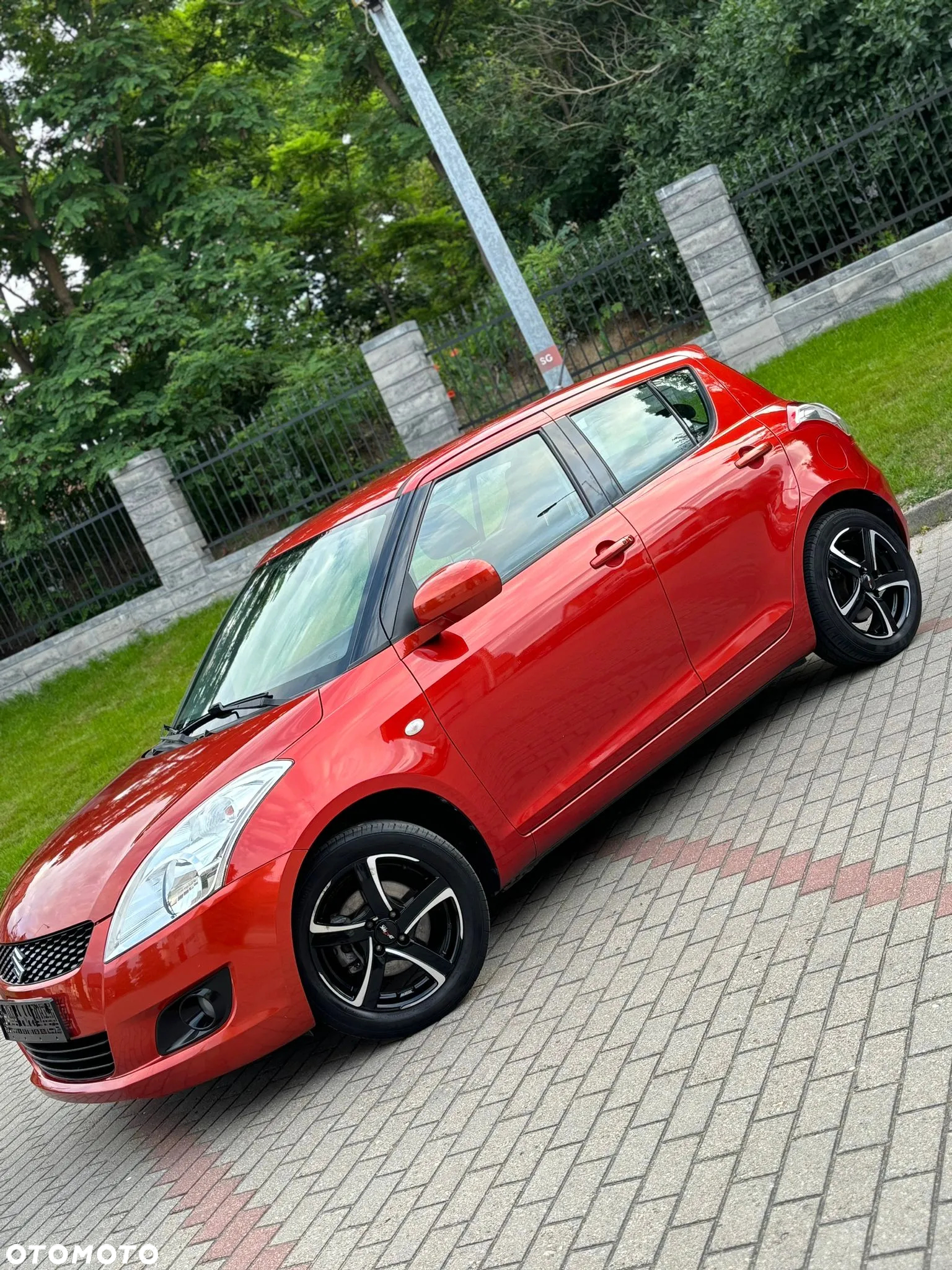 Suzuki Swift - 2