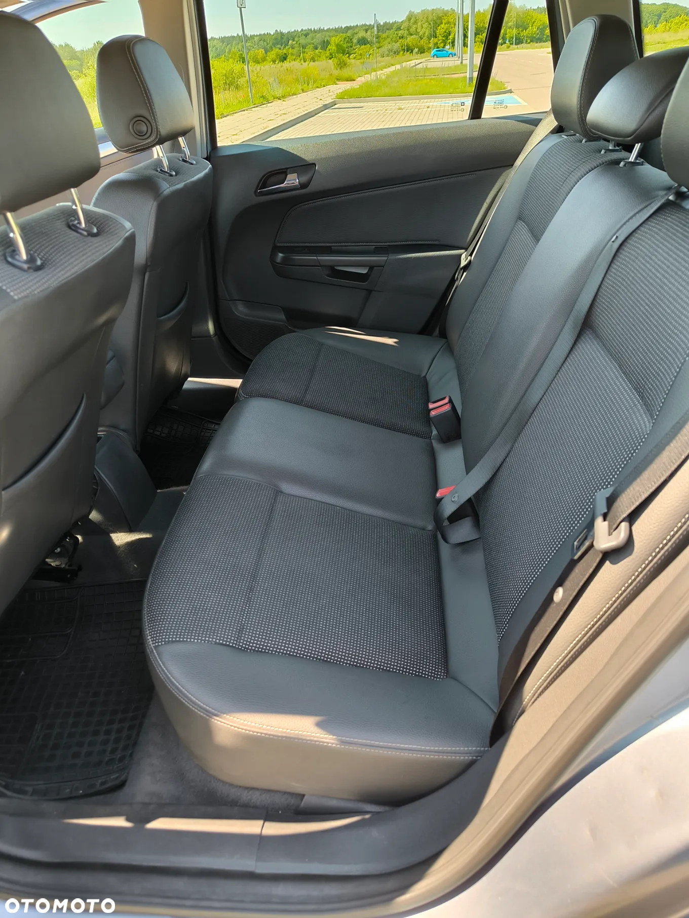 Opel Astra 1.6 - 11