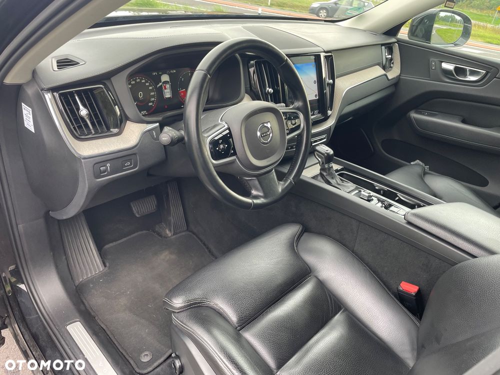 Volvo XC 60 D5 AWD Geartronic Inscription - 25