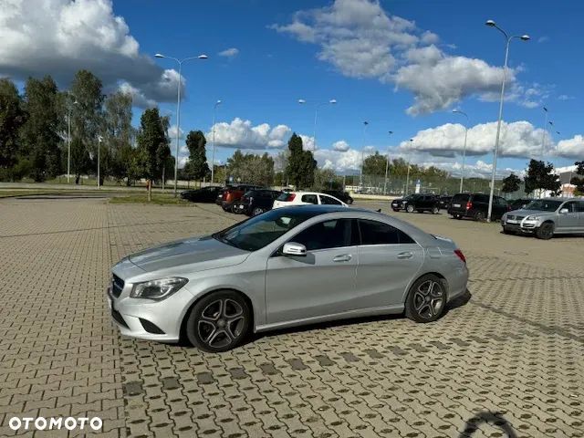 Mercedes-Benz CLA 250 7G-DCT - 4