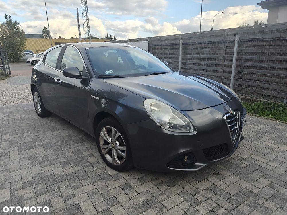 Alfa Romeo Giulietta 2.0 JTDM Distinctive - 1