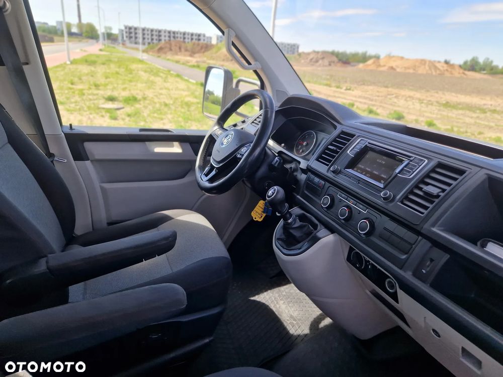 Volkswagen Transporter - 14