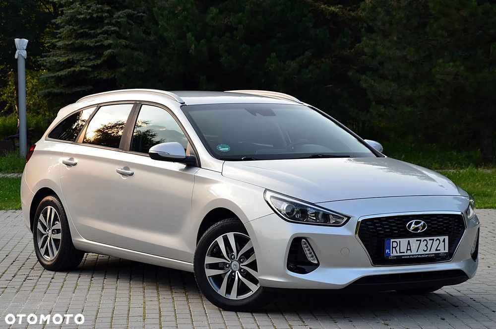 Hyundai i30 1.4 T-GDI Family+ - 3