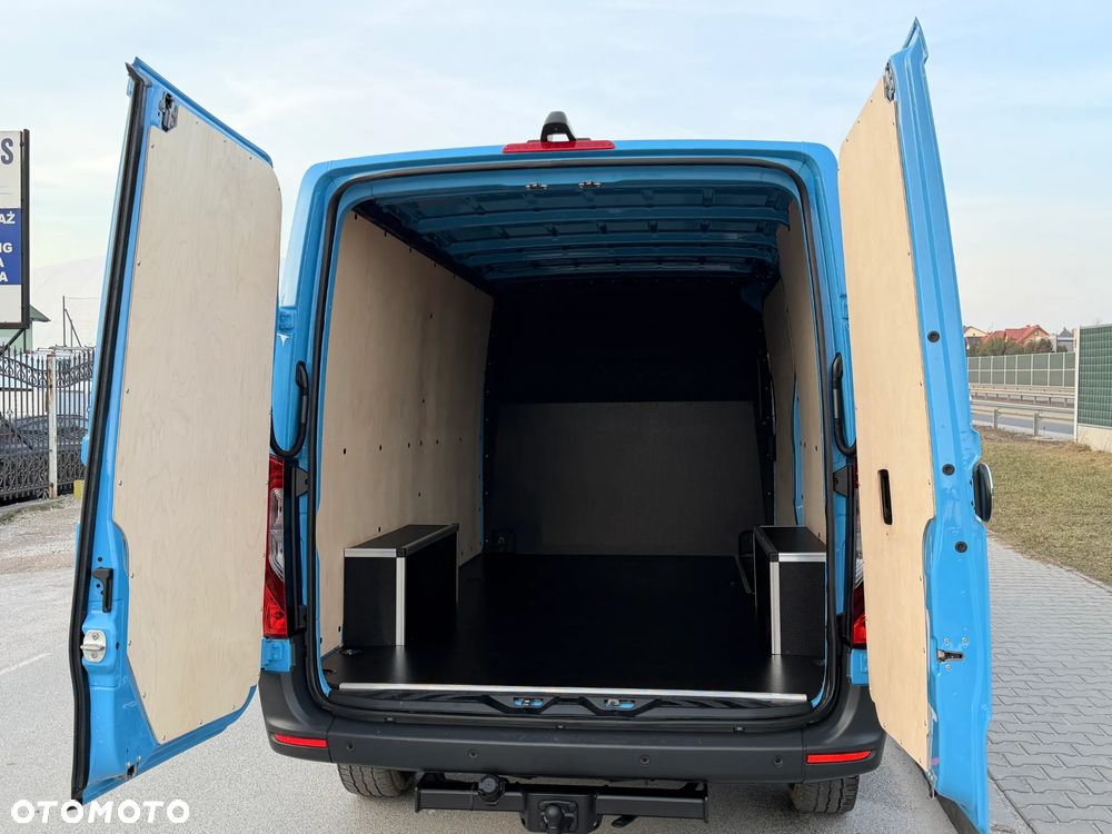 Mercedes-Benz SPRINTER // 319 CDI // 3.0 V6 190 KM // AUTOMAT // MAŁY PRZEBIEG //  BEZWYPADKOWY // L2H1 // FULL LED // SALON PL // 1 WŁ // - 37