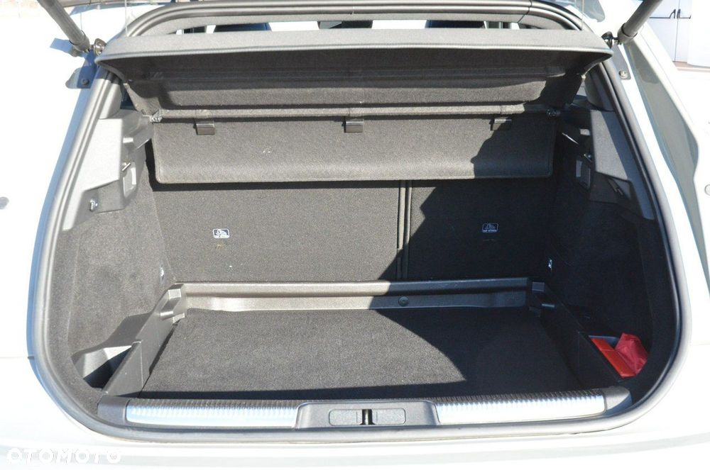 DS Automobiles DS 7 Crossback 1.6 E-Tense 4x4 So Chic - 12