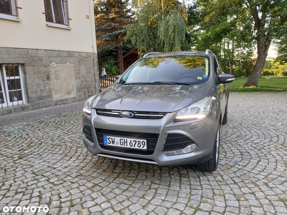 Ford Kuga 2.0 TDCi 4x4 Titanium - 5