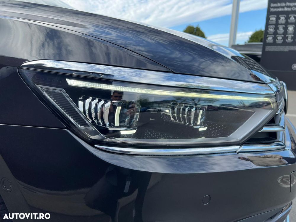 Volkswagen Passat 2.0 TDI DSG Comfortline - 20