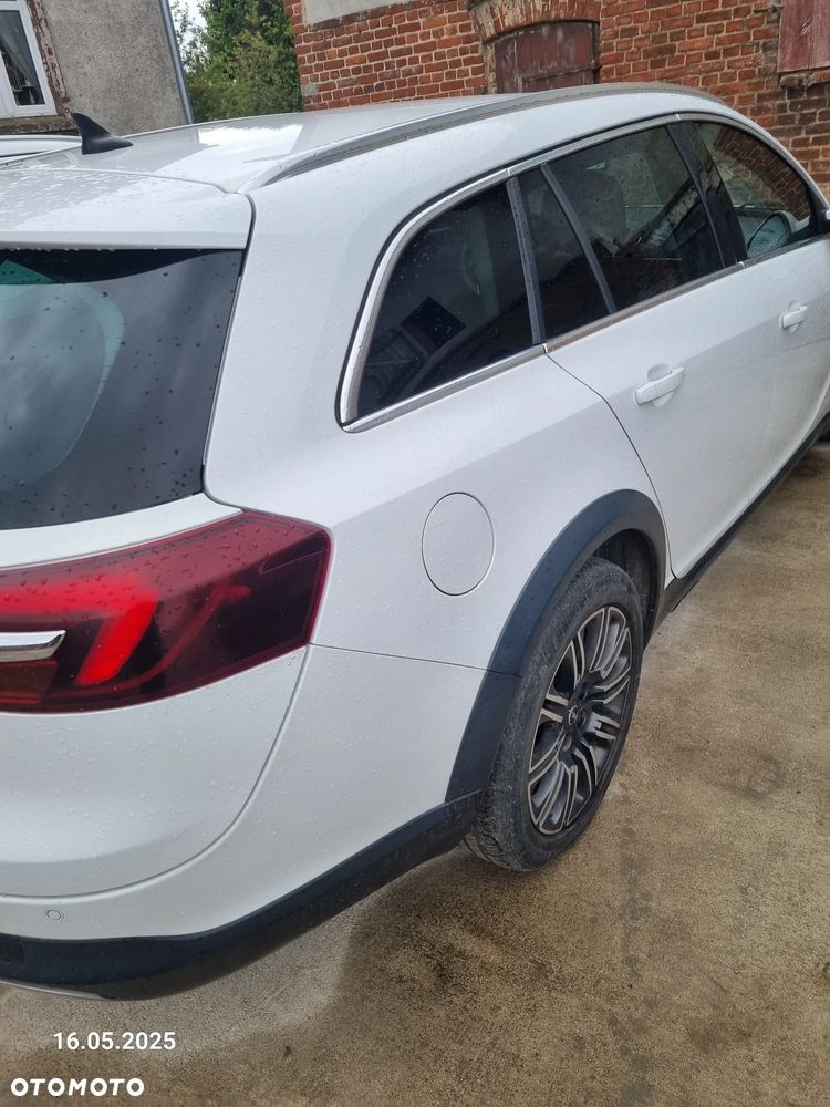 Opel Insignia CT 2.0 CDTI 4x4 - 25