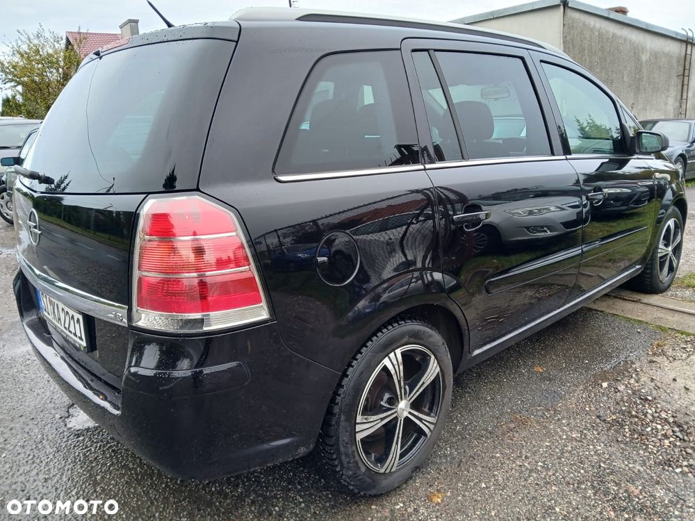 Opel Zafira 1.8 - 5