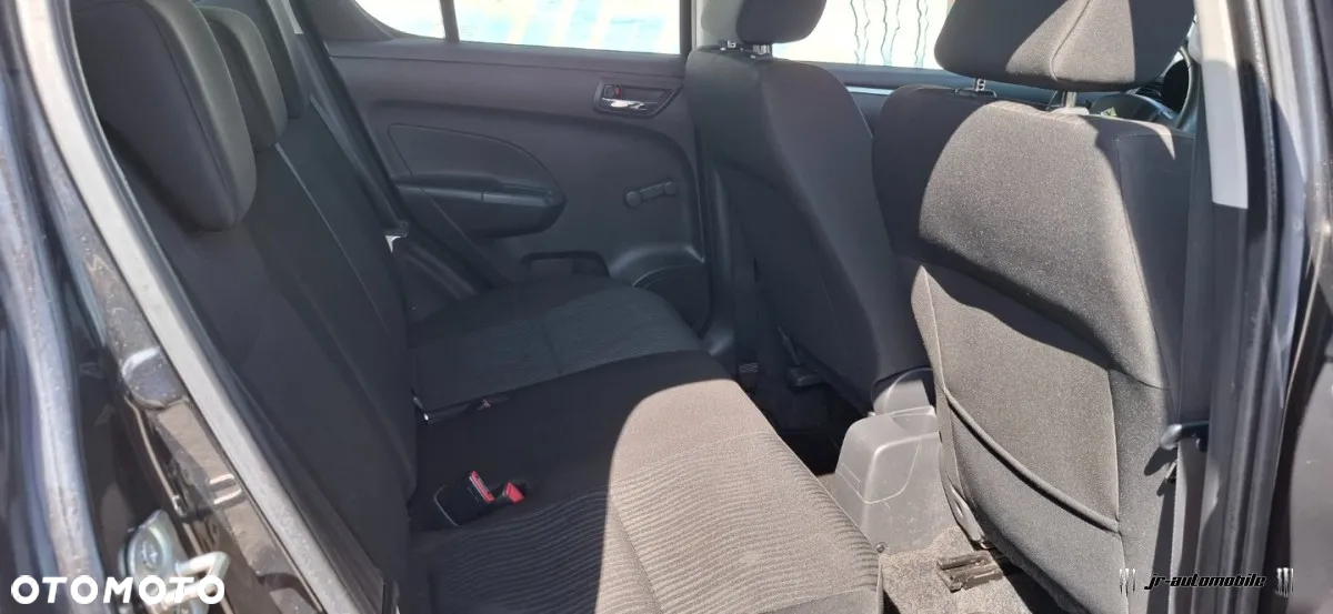 Suzuki Swift - 11