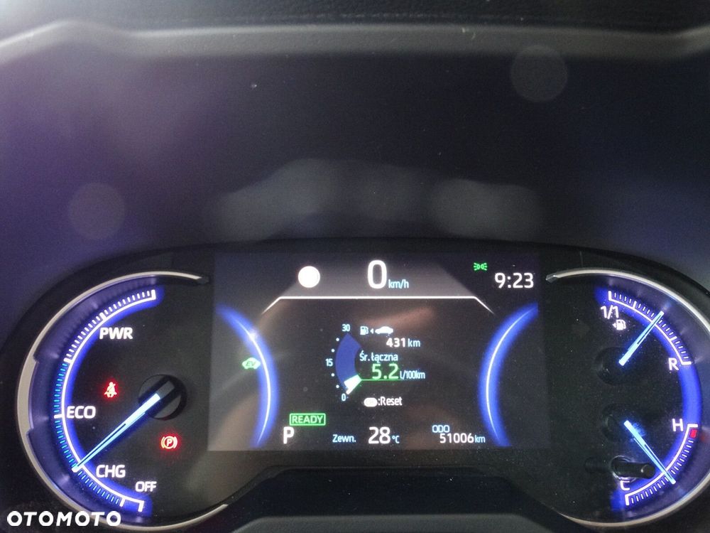Toyota RAV4 - 24