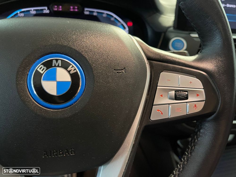 BMW iX3 Inspiring - 20