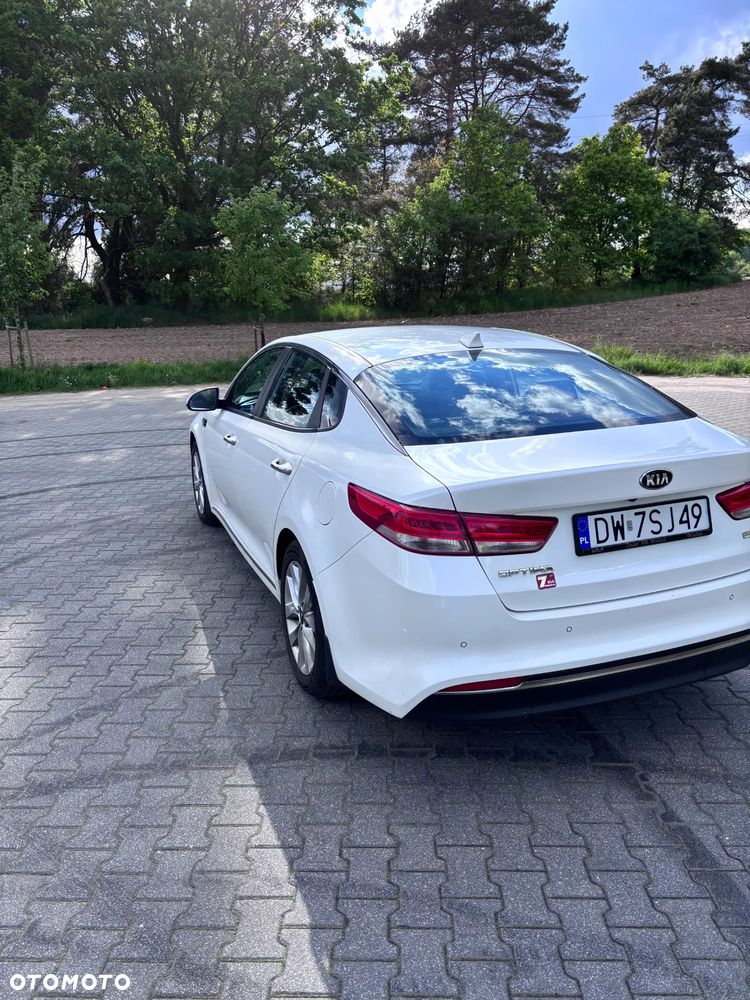 Kia Optima 1.7 CRDI L DCT - 3