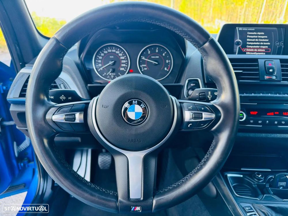 BMW 118 d Pack M - 21