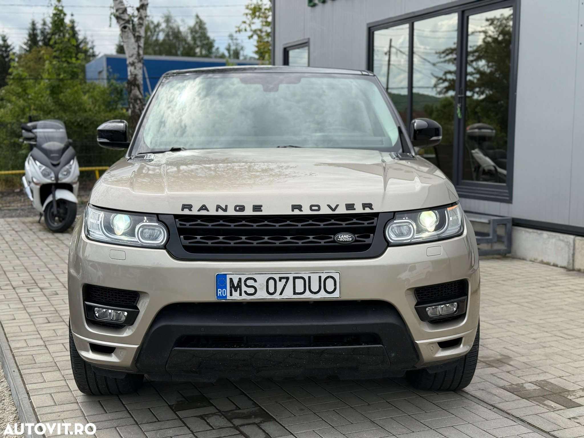 Land Rover Range Rover Sport 3.0 I SDV6 HSE - 9