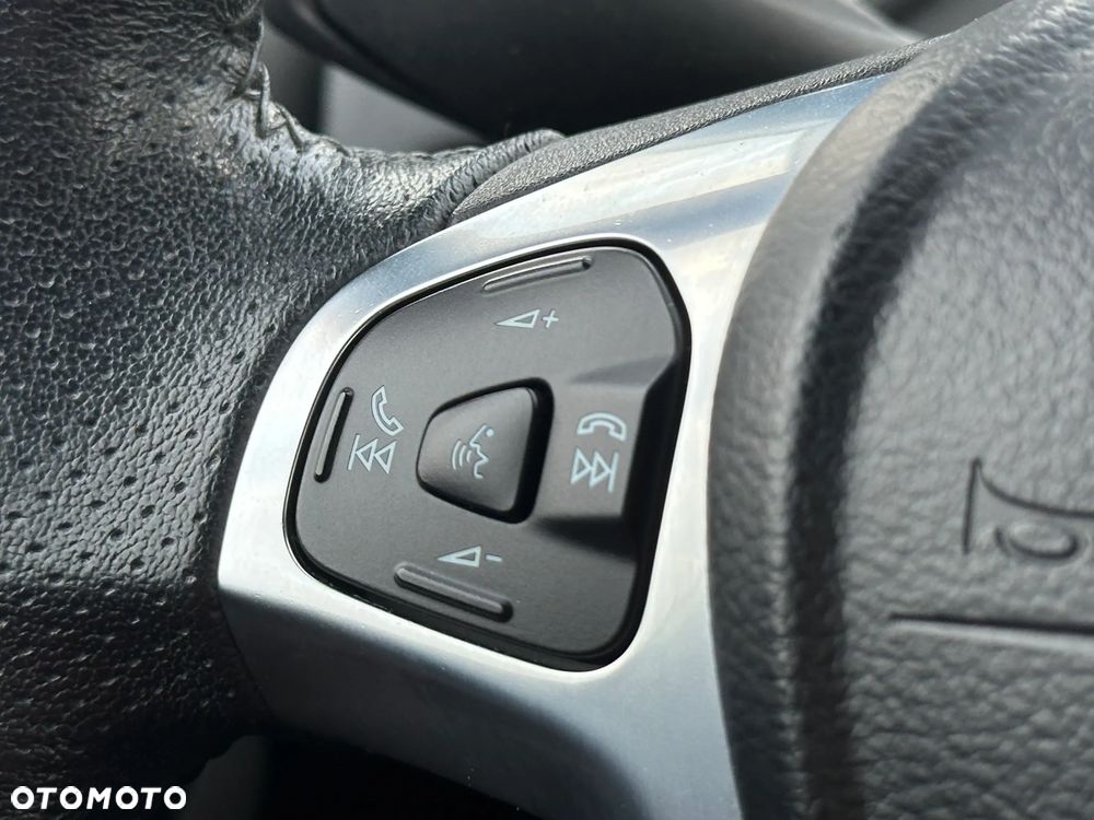 Ford Fiesta 1.6 EcoBoost ST - 14