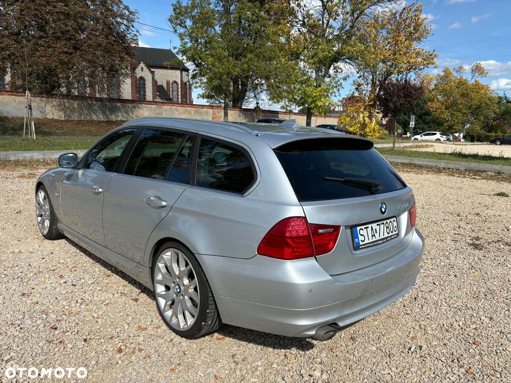 BMW Seria 3 320d - 6