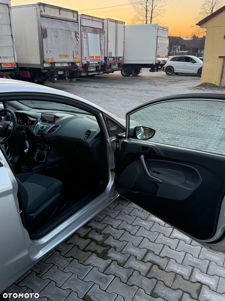 Ford Fiesta 1.25 Champions Edition - 14