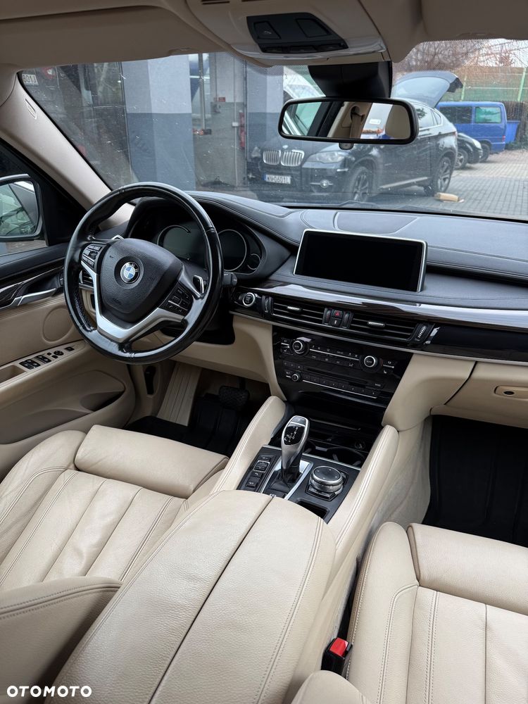 BMW X6 xDrive40d - 11